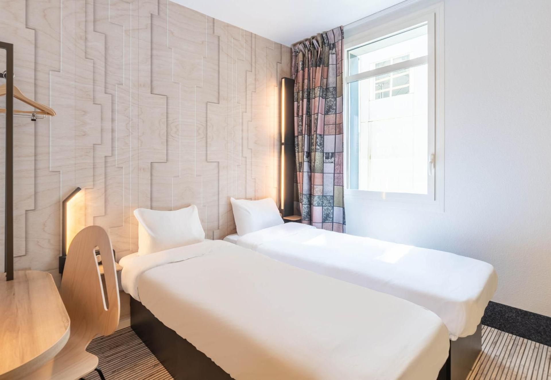 Twin Room - Non-Smoking