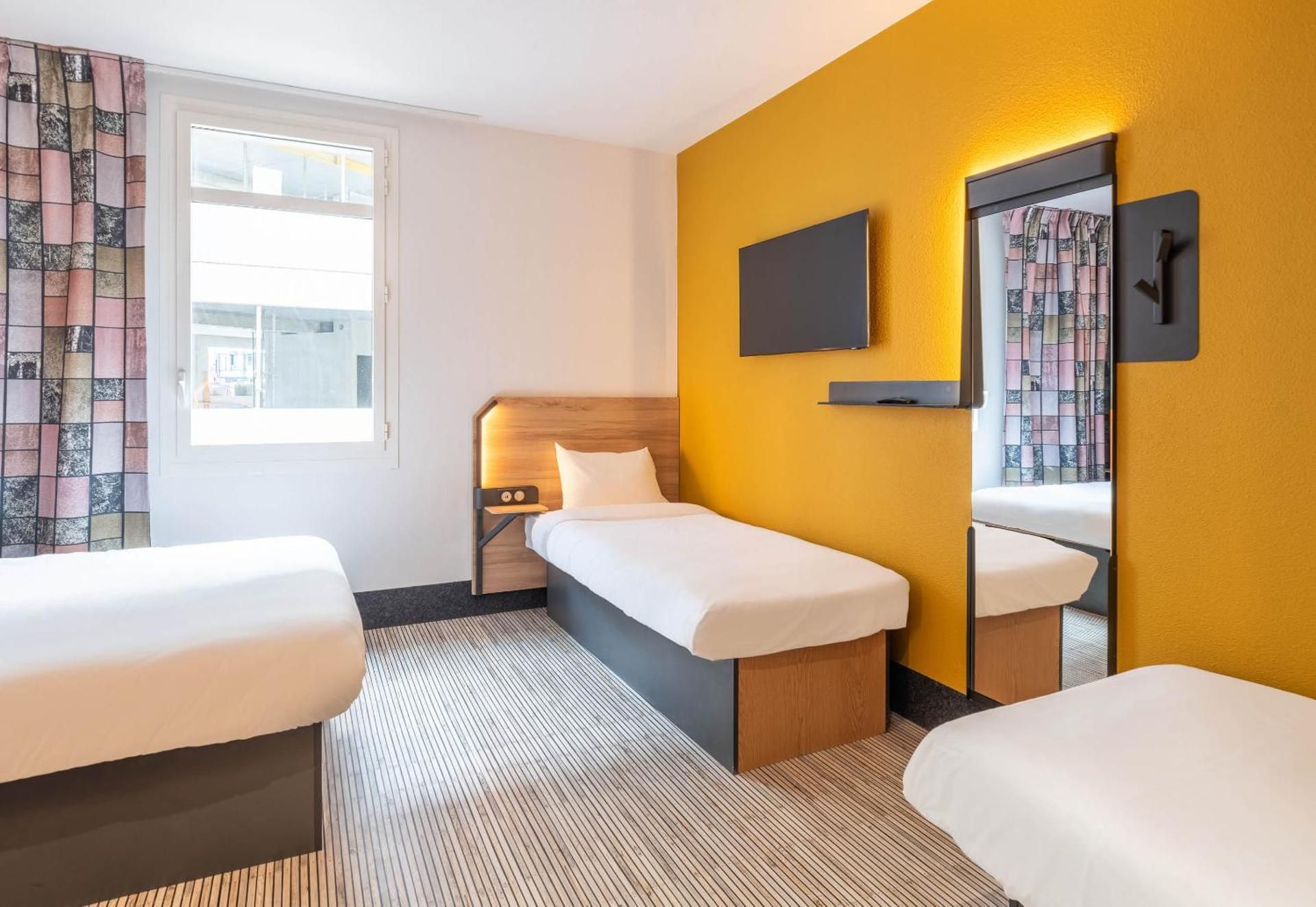 Quadruple Room - Non-Smoking