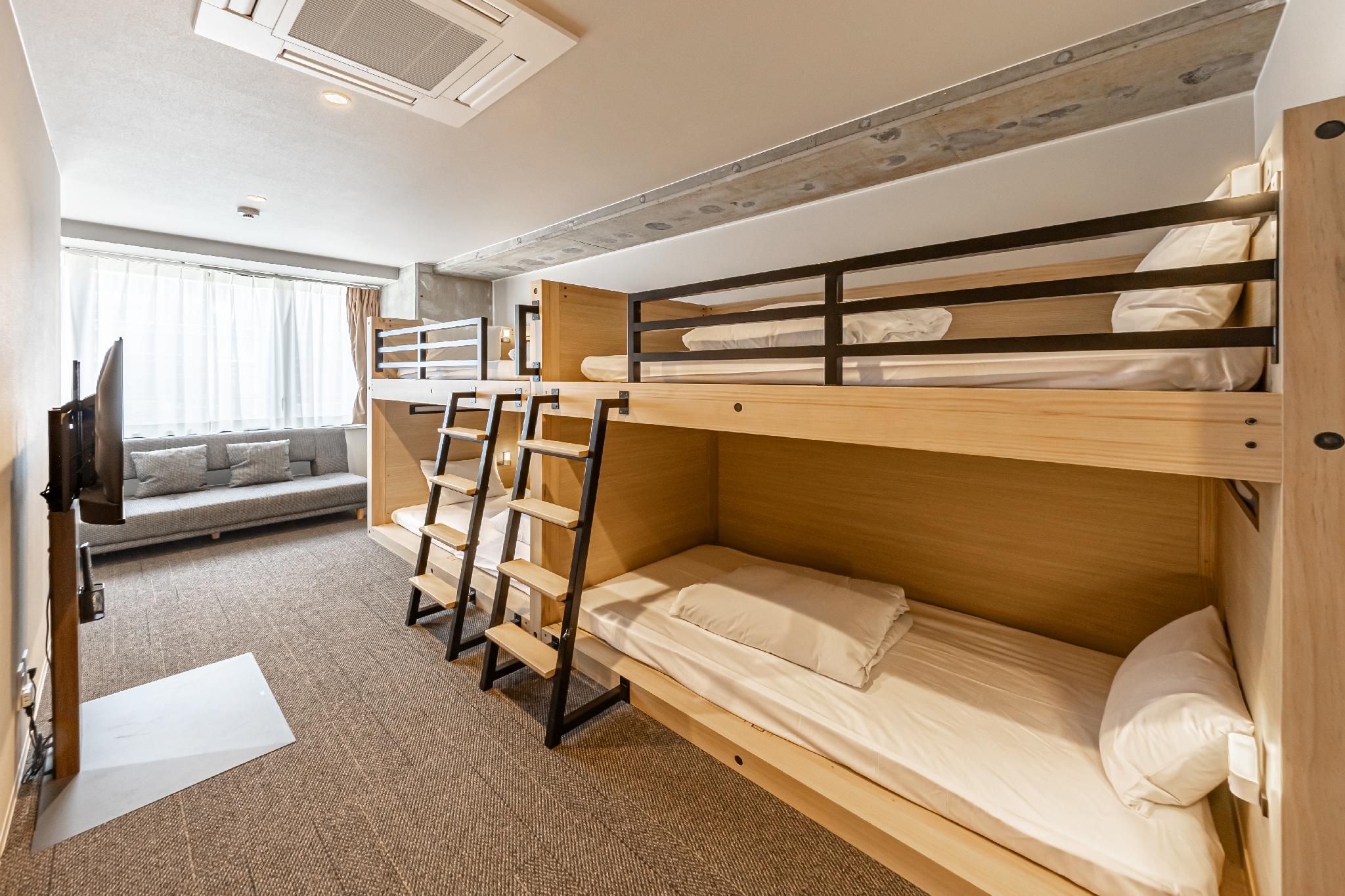 Room with Bunk Bed for 5 People