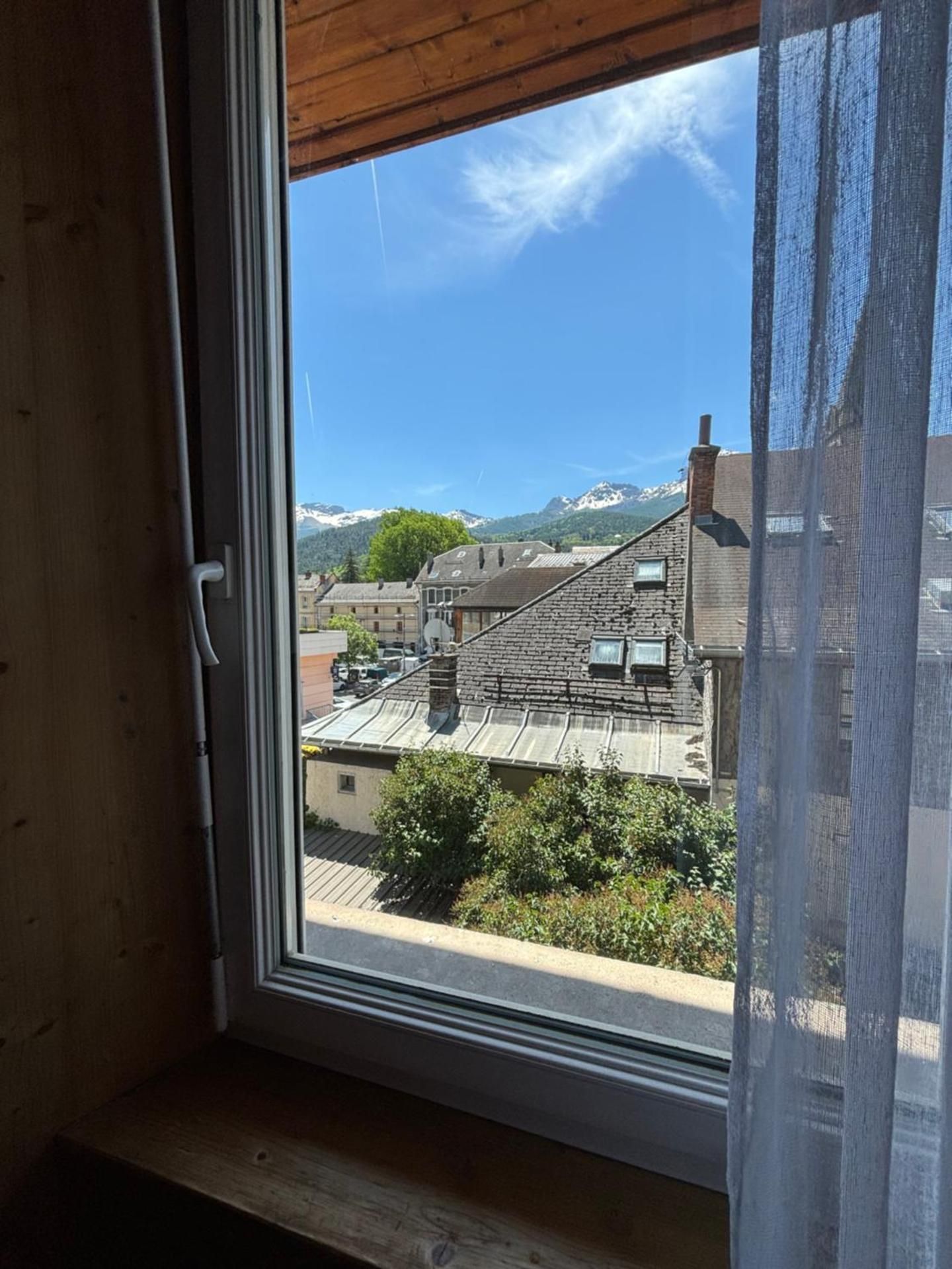 Twin Room with Mountain View