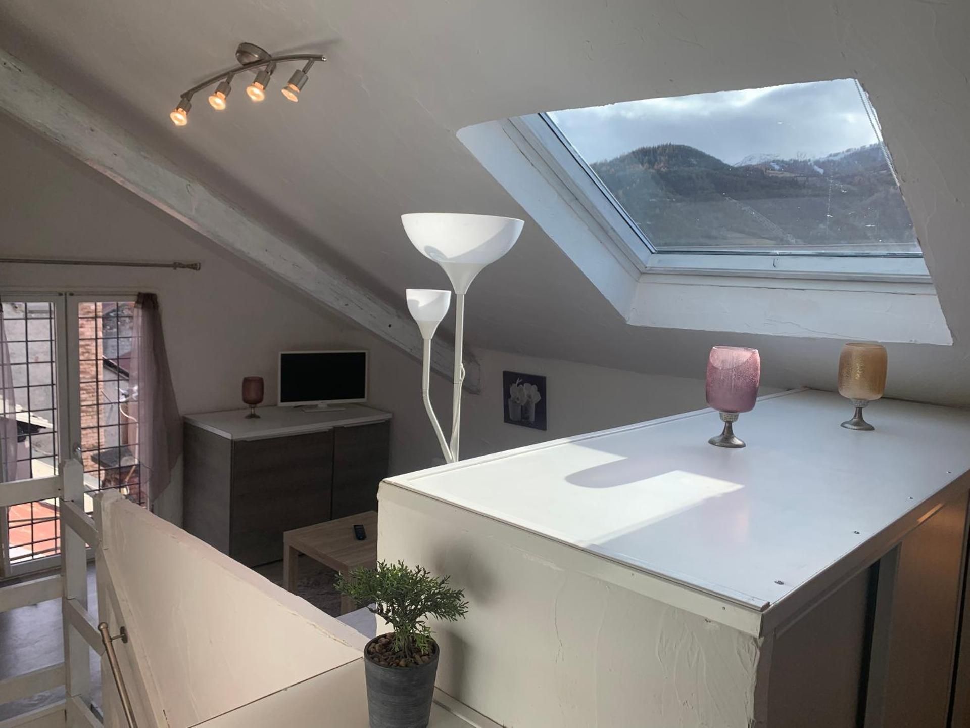 Studio with Mountain View