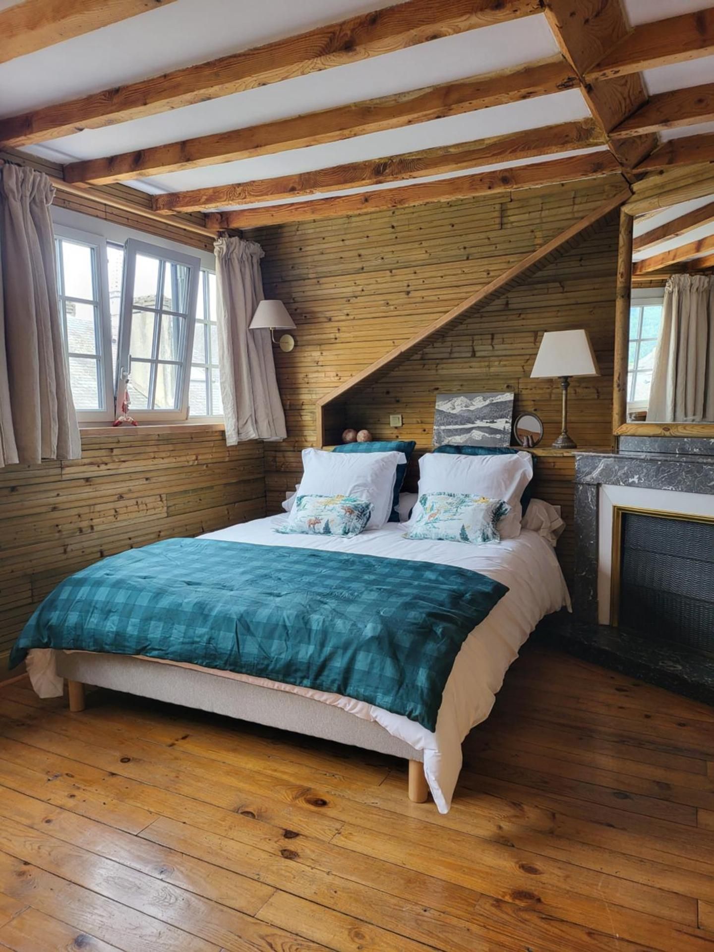Double Room with Private Bathroom