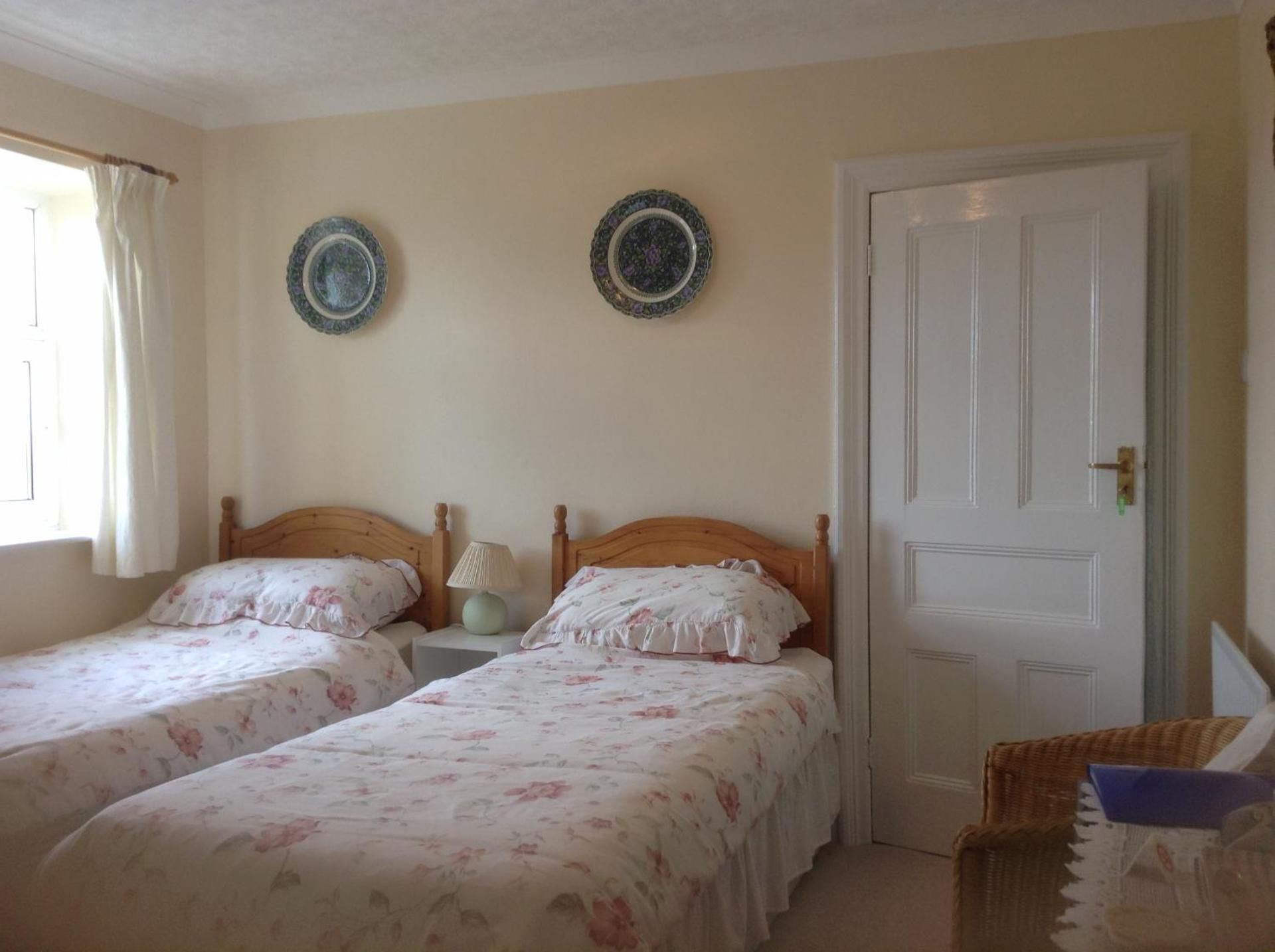 Drakewalls Bed & Breakfast Family Suite