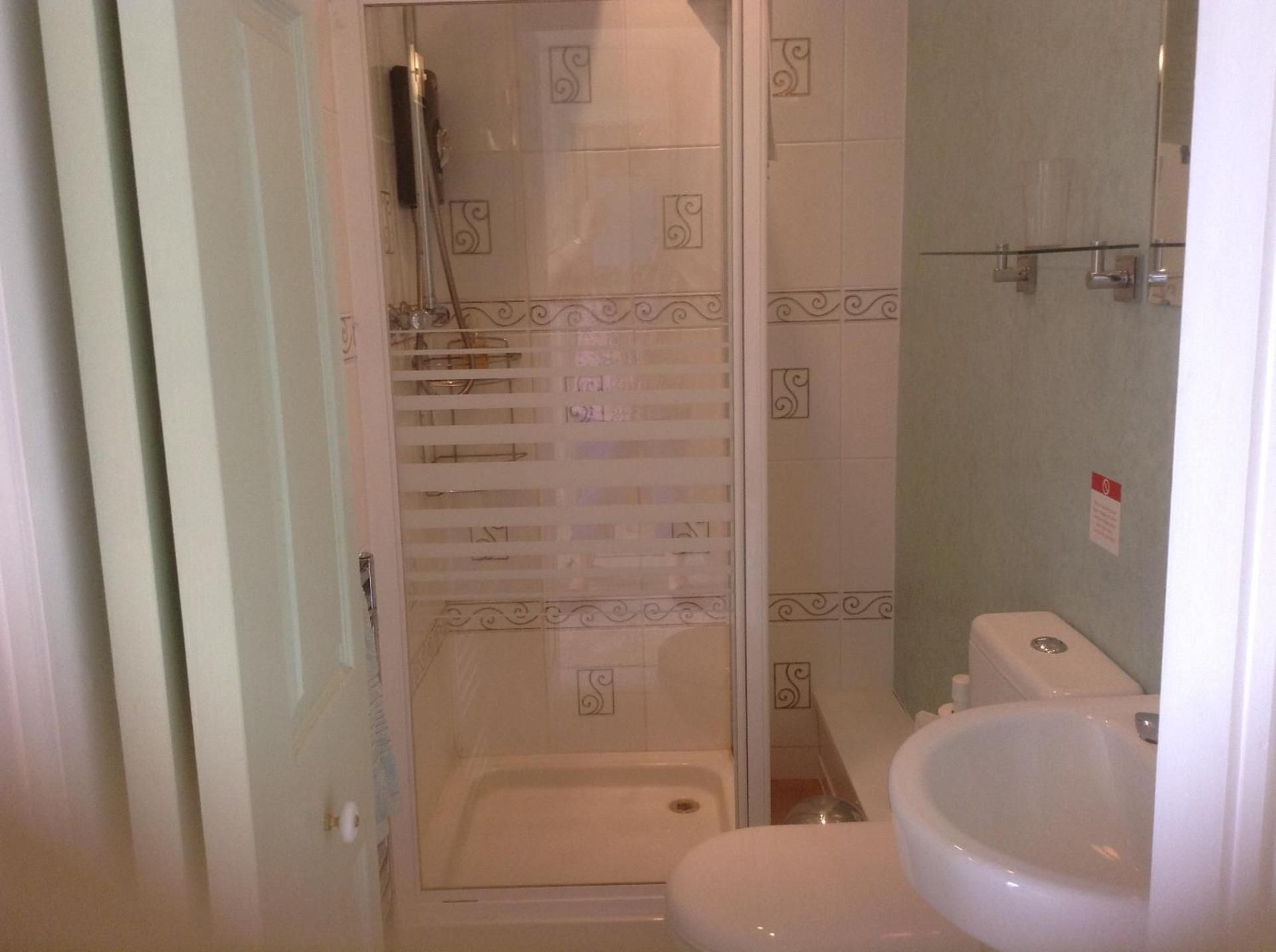 Deluxe Double Room with Shower