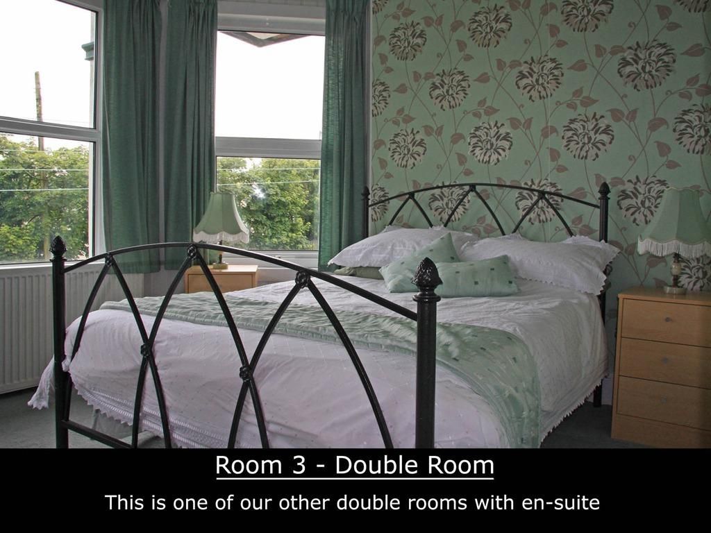 Drakewalls Bed & Breakfast double room-standard-ensuite 2