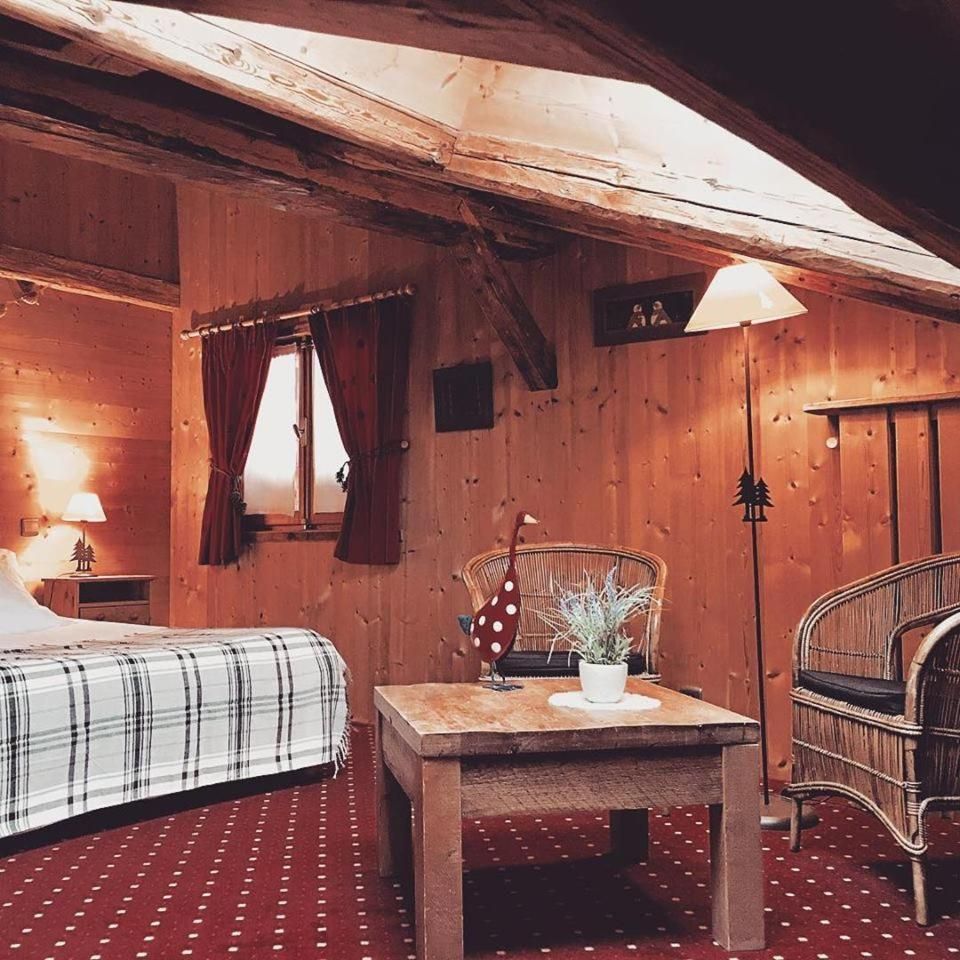 Double Room - Attic 15