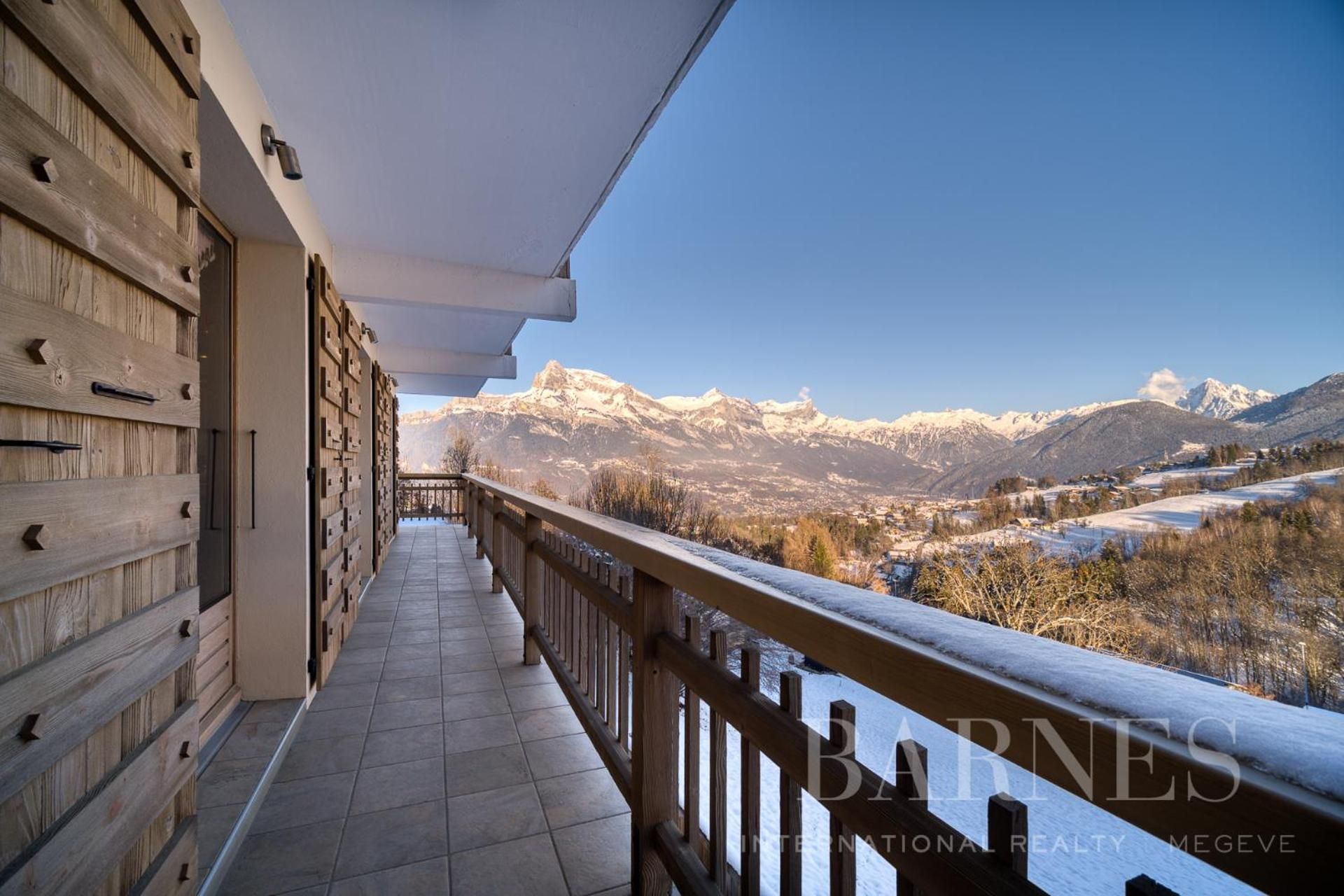 Apartment PRINCESSE - big balcony and panoramic view of Mont-Blanc