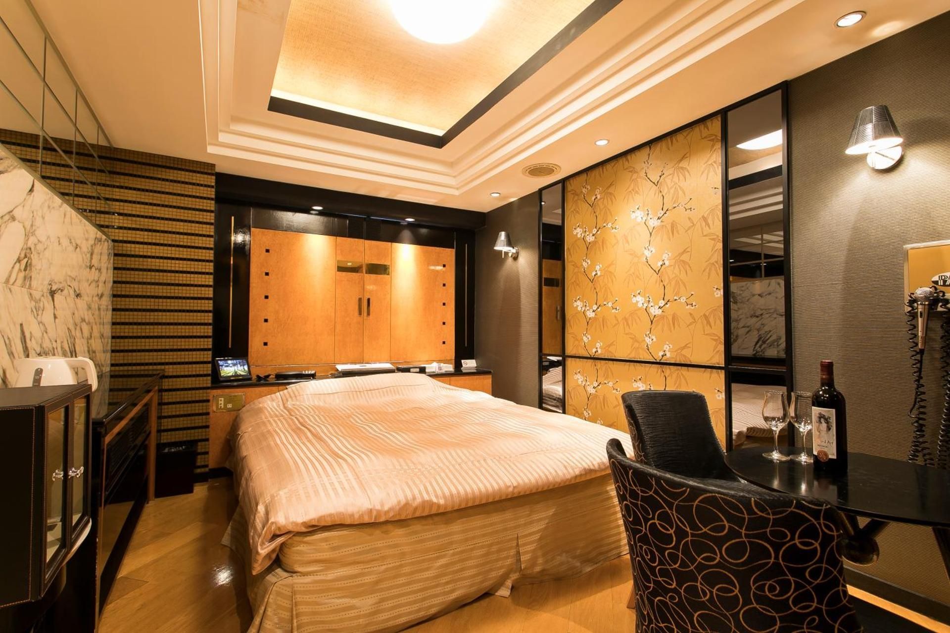 Economy Double Room (Check-in after 19:00)
