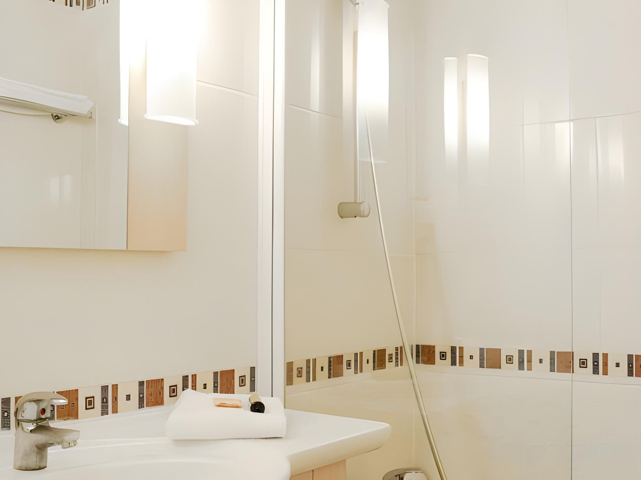 Adonis Divonne-Les-Bains Studio with Lake View 2