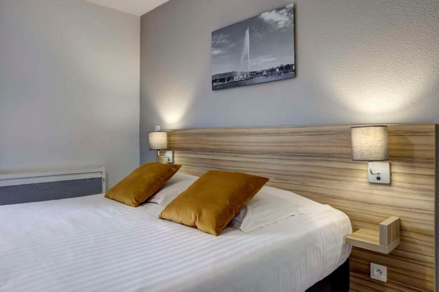 1 Double Bed, Nonsmoking, Upgrade