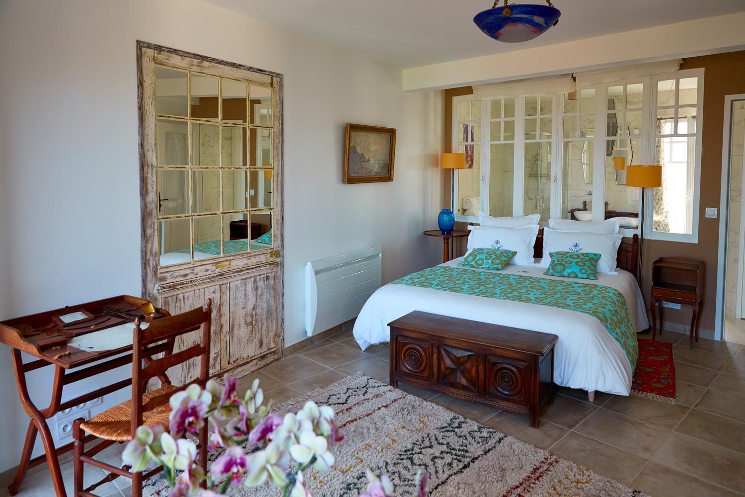 Chambre de Nacre - Pearly Bedroom