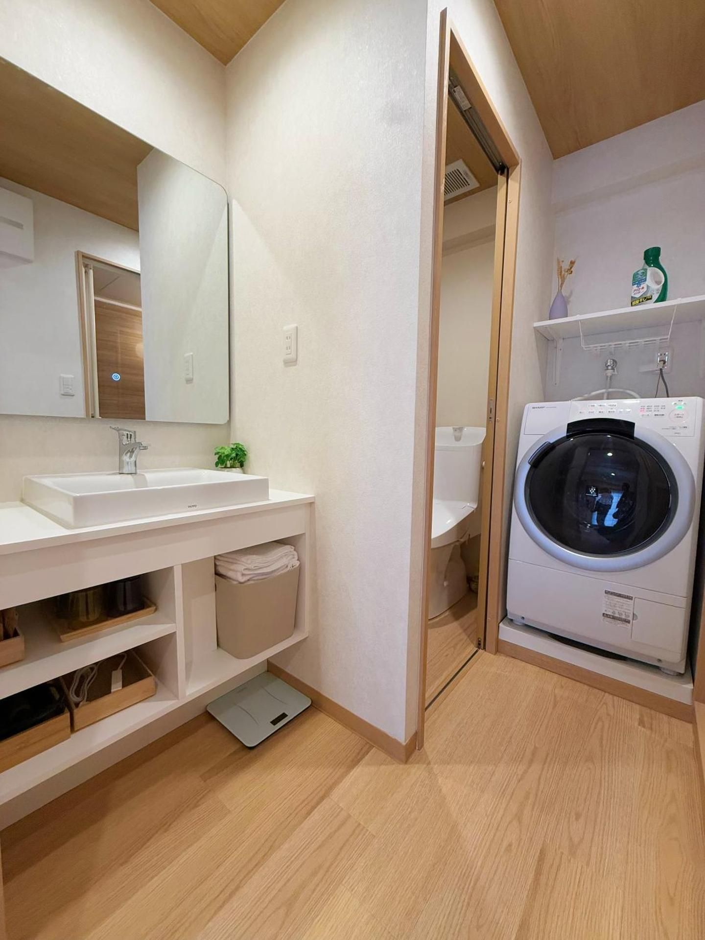 Family Room with Shower