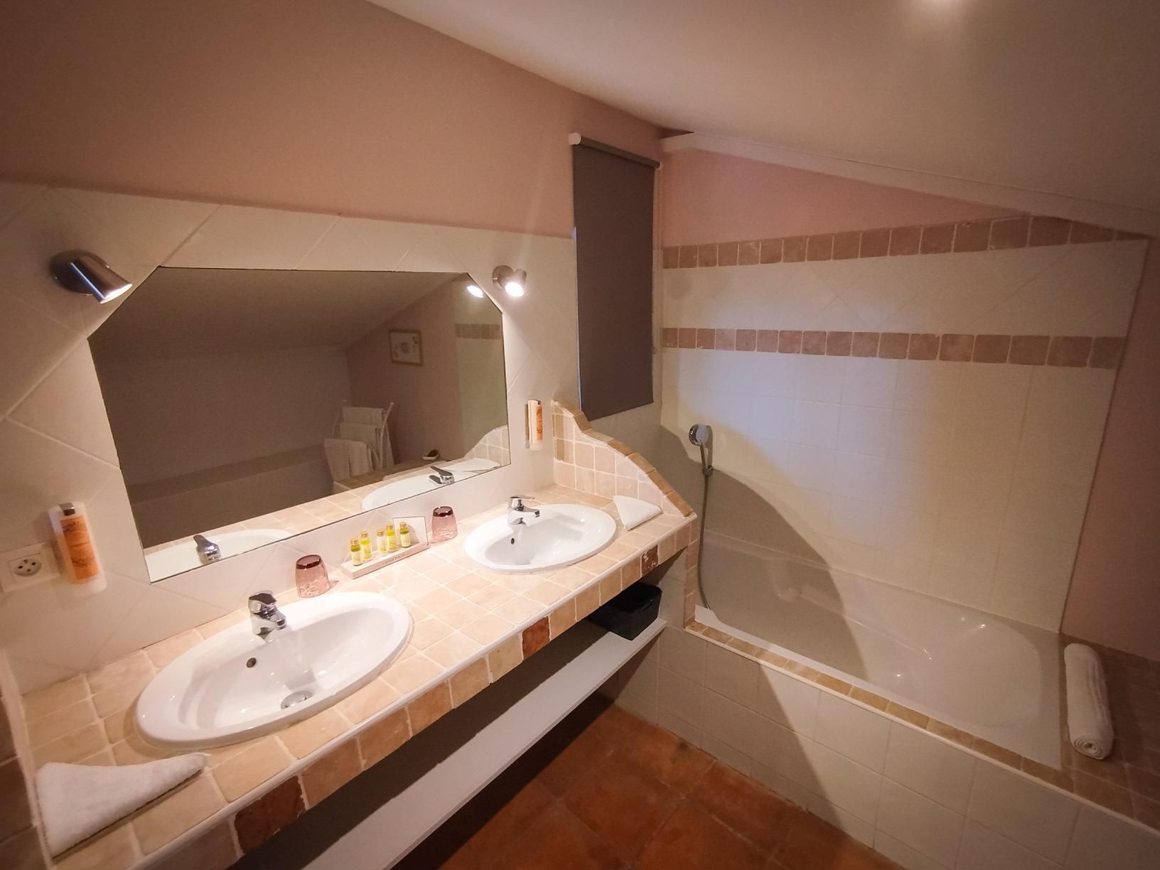 El Miura-Double-Standard-Salle de bain privée séparée