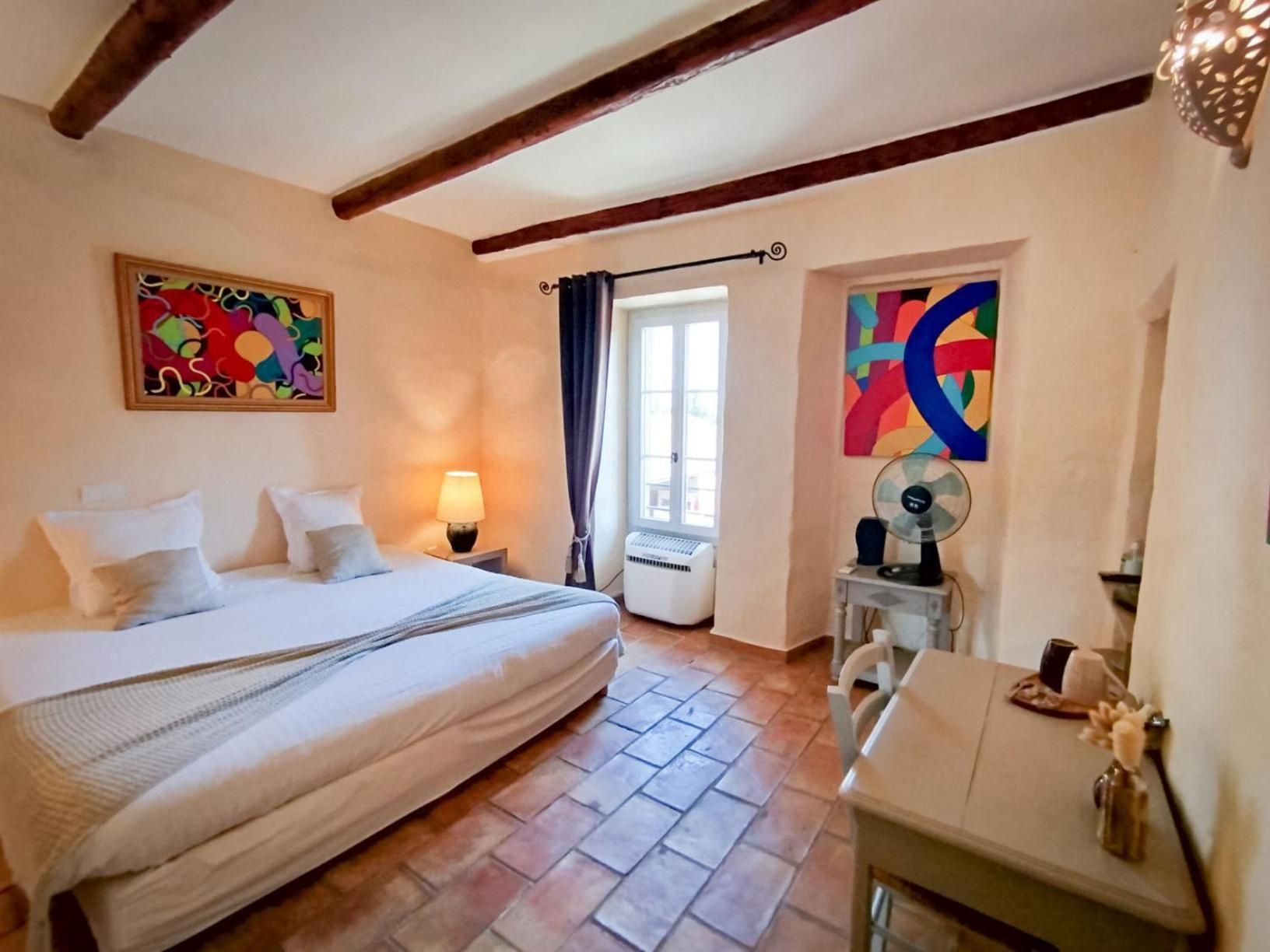 Le Mas De Gleyzes Conde De La Maza Double Room 2