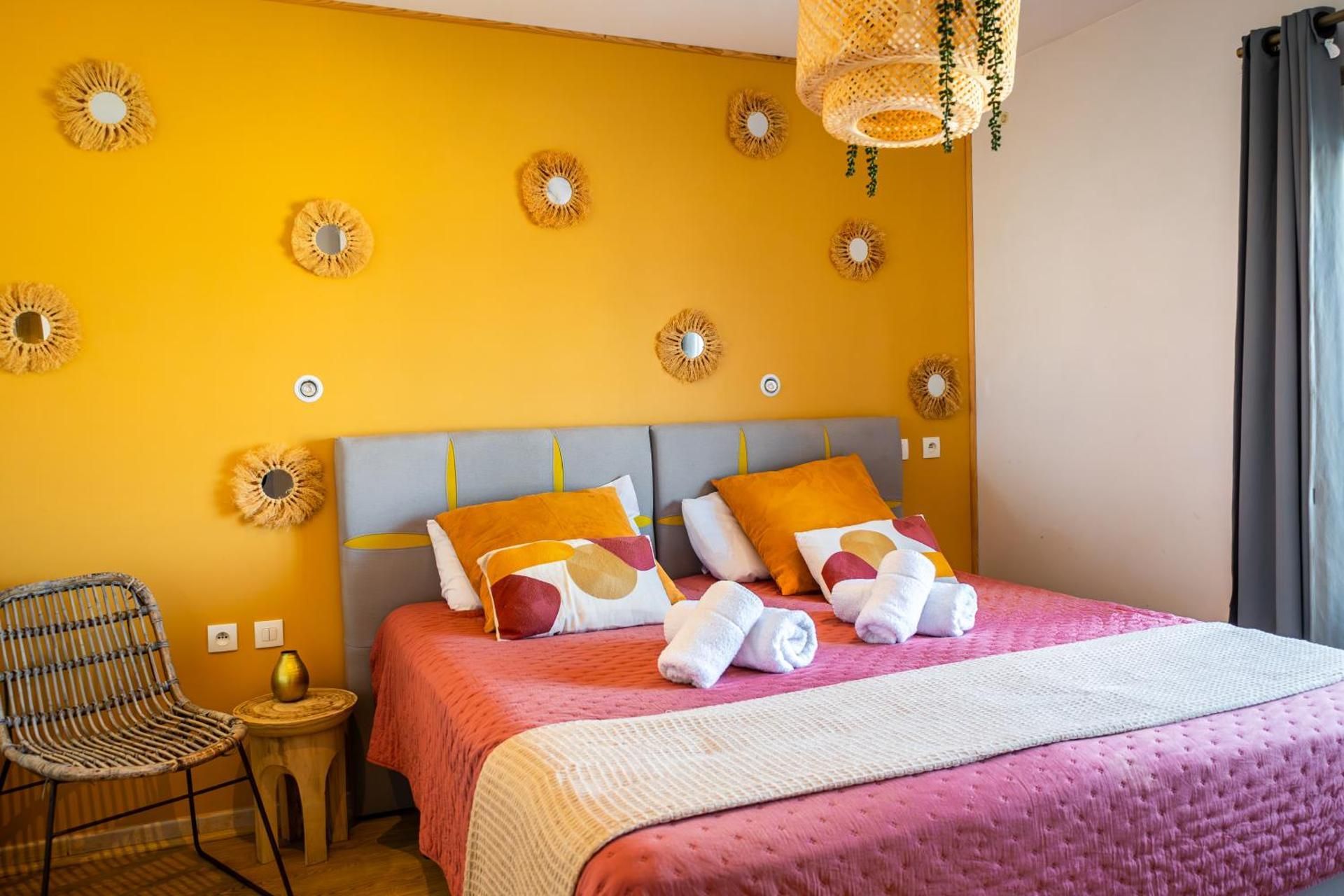 Double or Twin Room with Side Sea View
