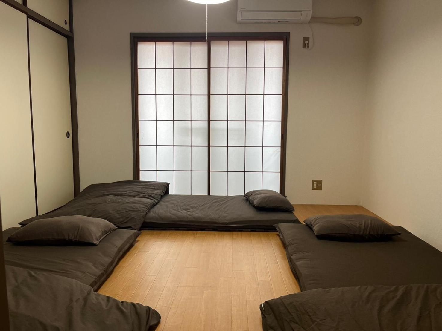 Economy Triple Room with Shared Bathroom
