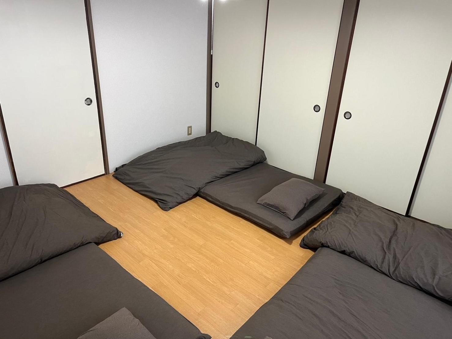 Economy Triple Room with Shared Bathroom