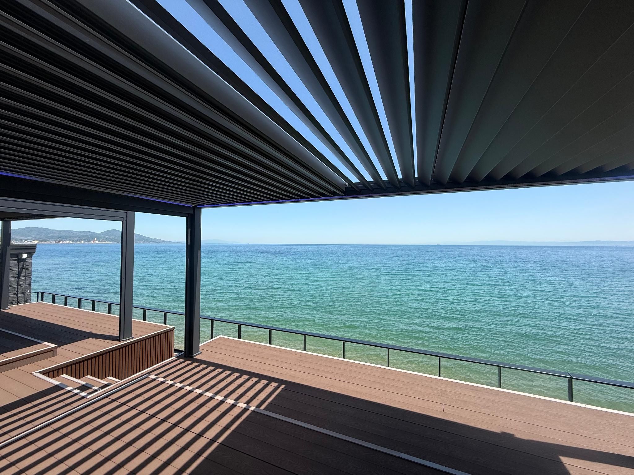 Oceanfront Suite