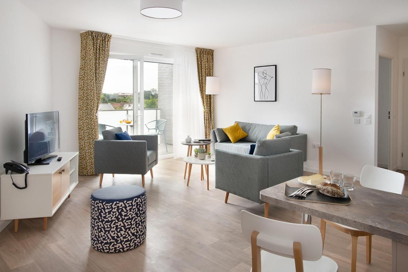 One-Bedroom Apartment
