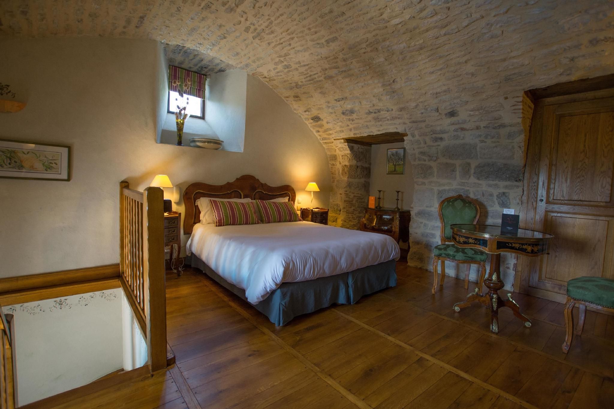 Superior Duplex Suite