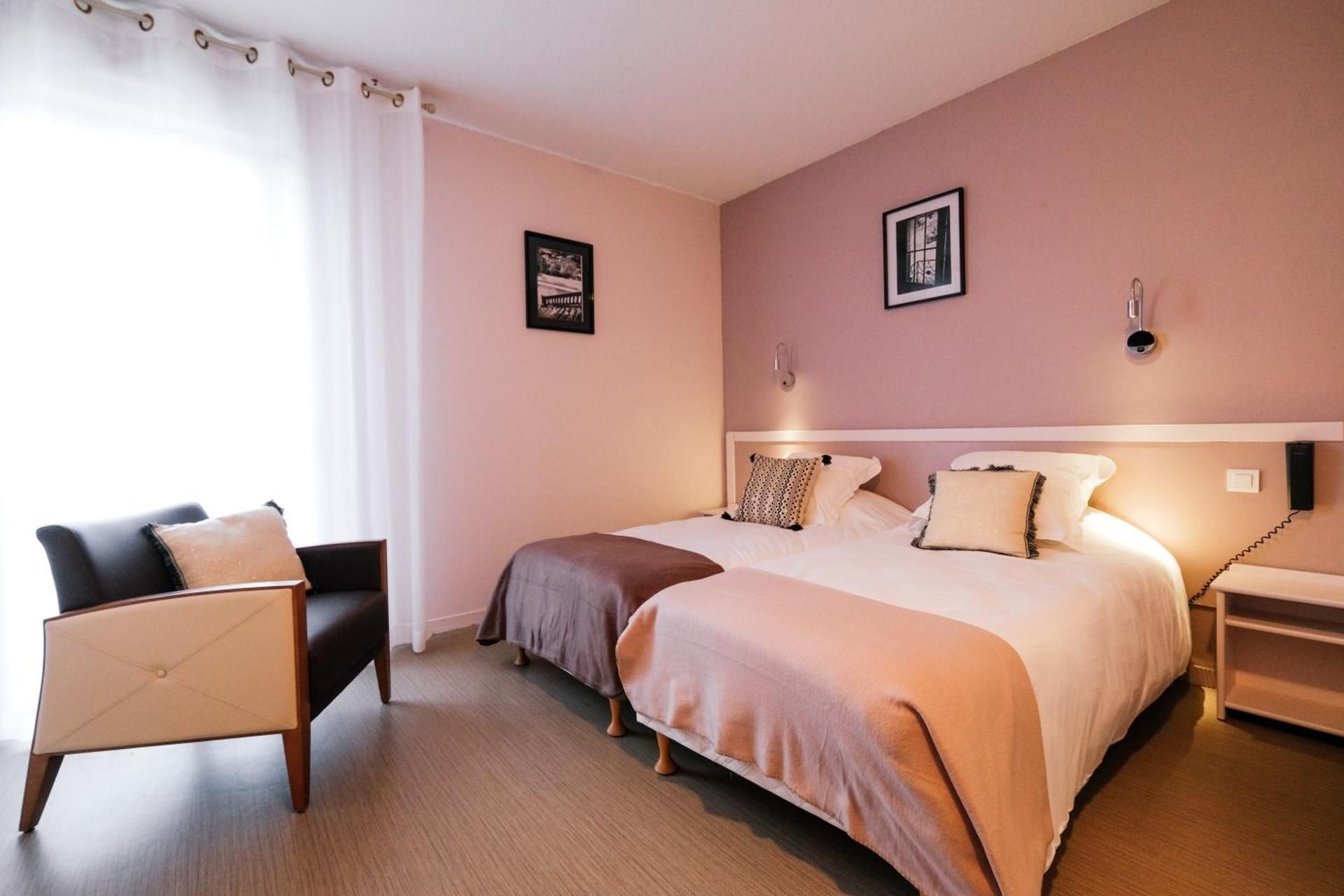 Deluxe Double or Twin Room