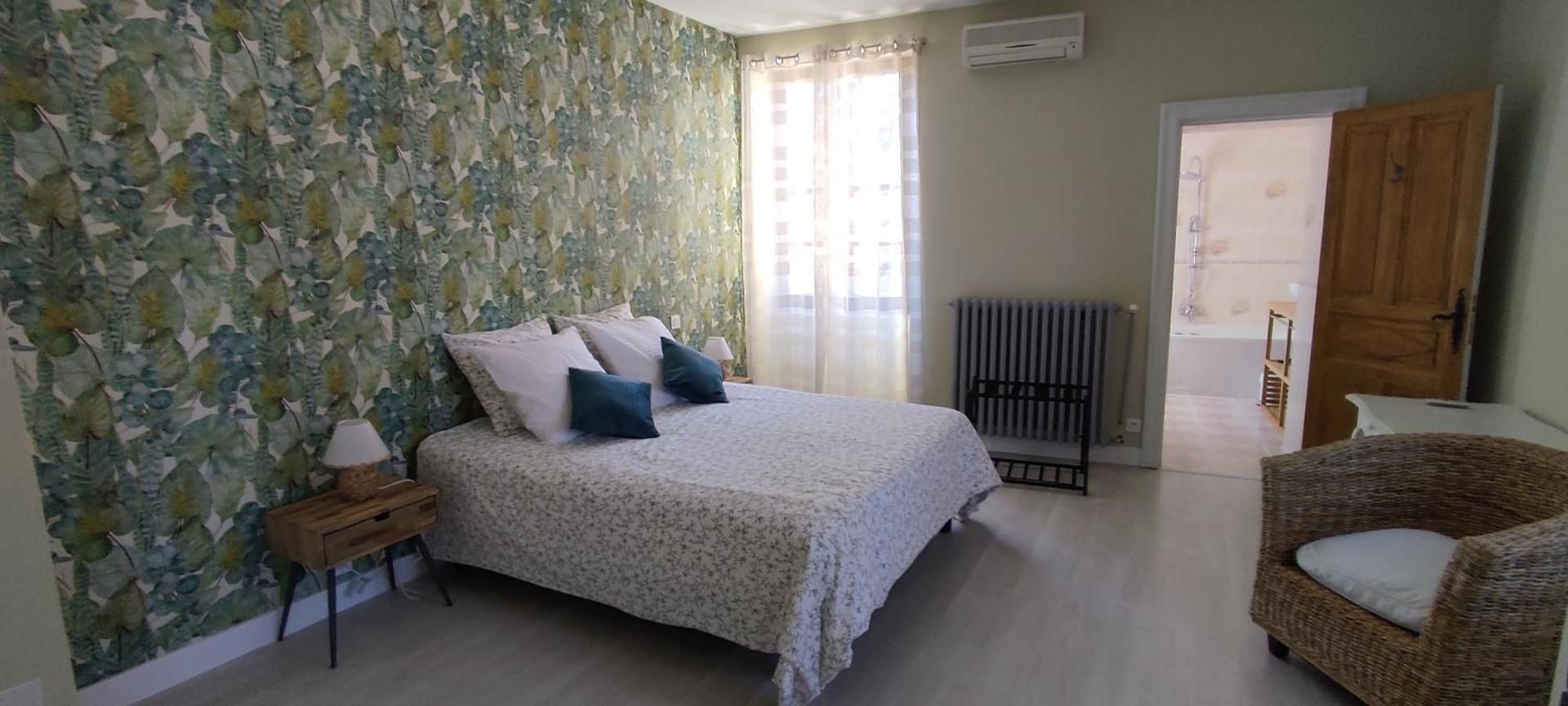 Double Room with Private Bathroom