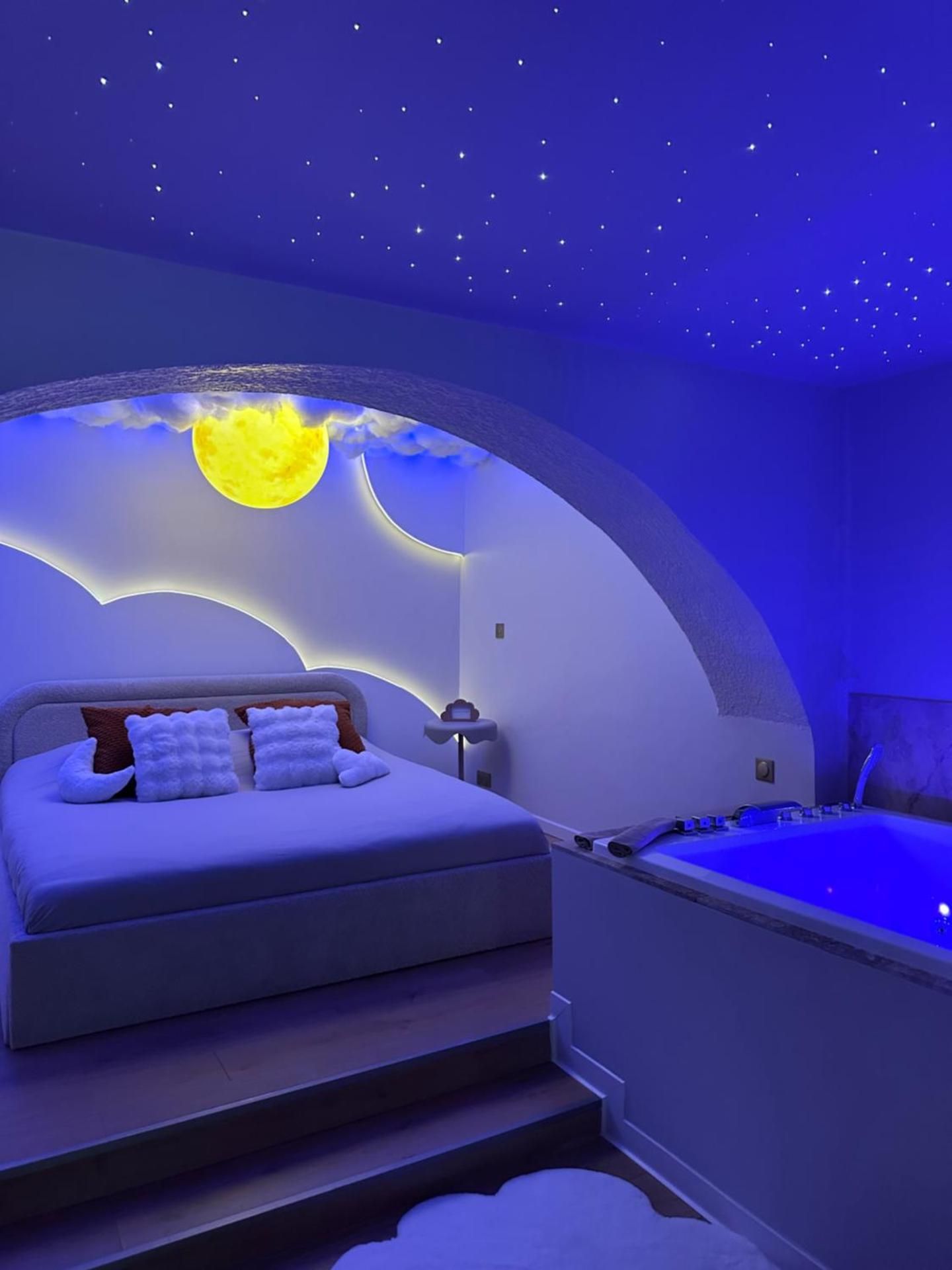 King Room with Spa Bath