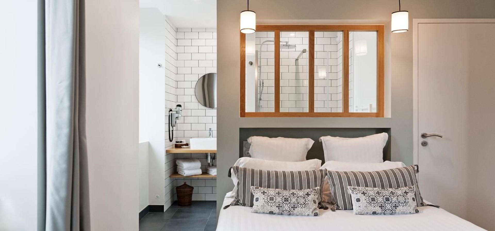 Superior Triple Room with Sea View