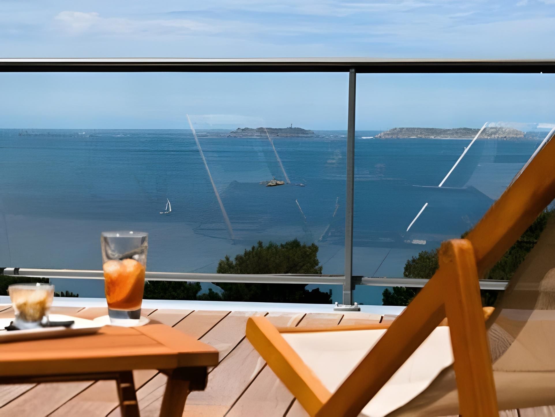 Suite with Terrace and Sea View