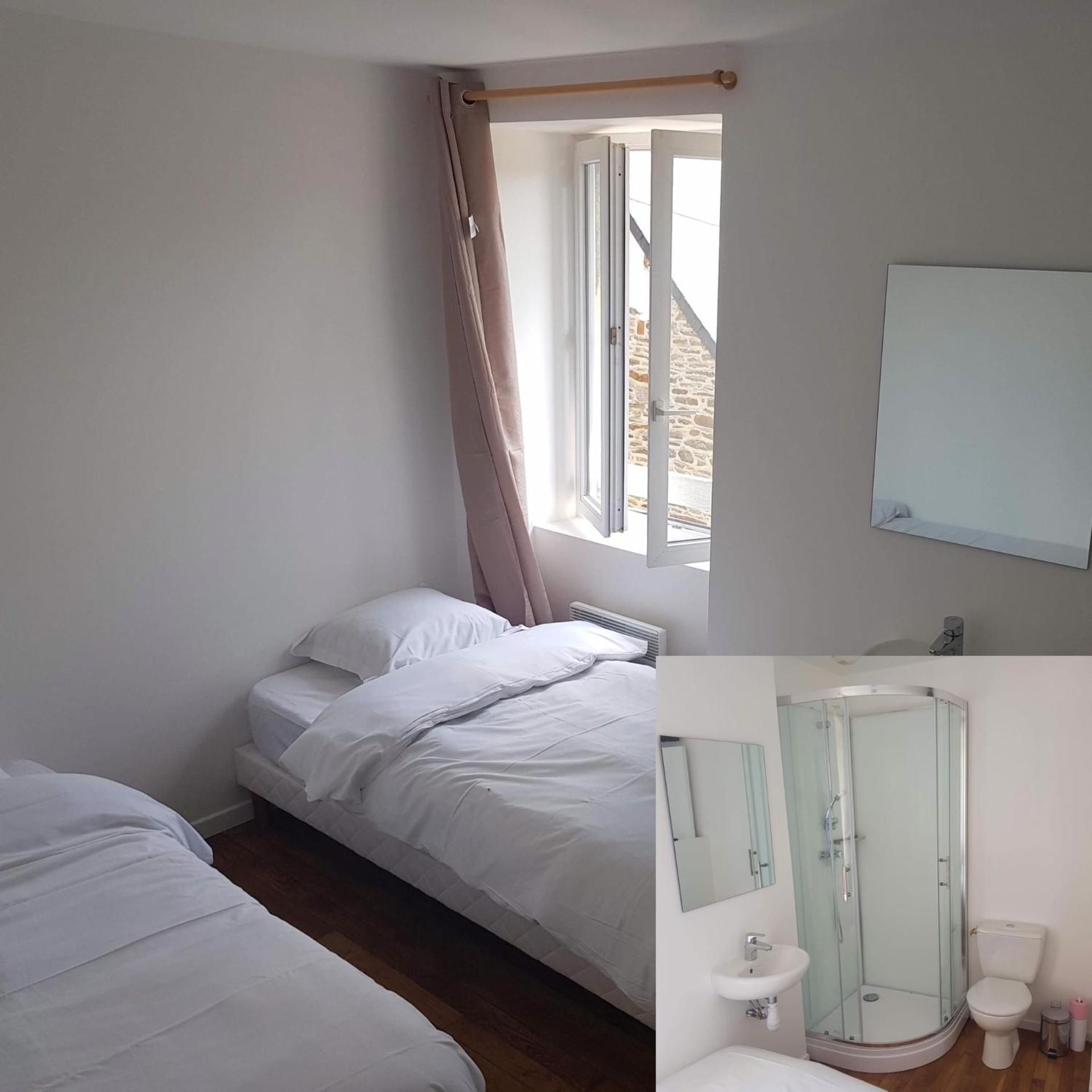 Twin Room with Private Bathroom