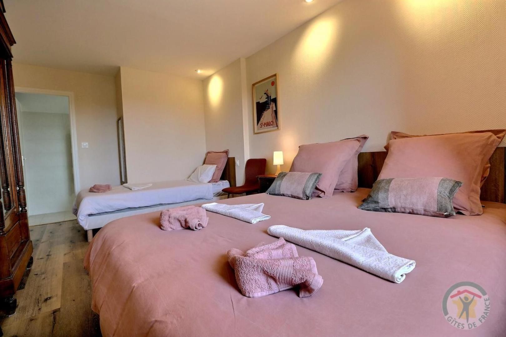 Triple Room 1