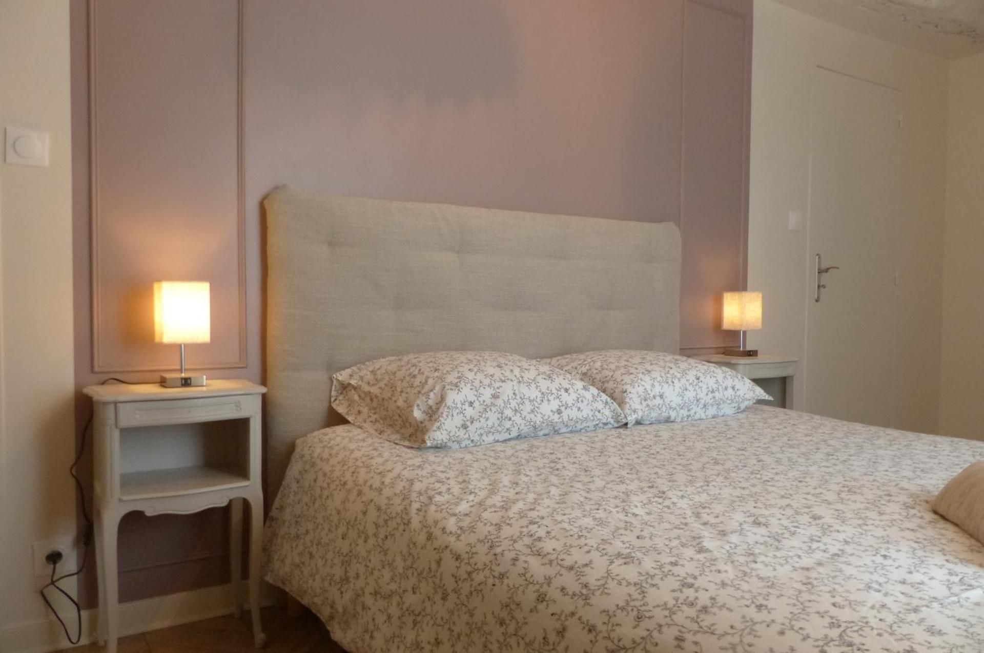 Deluxe Double Room with Shower