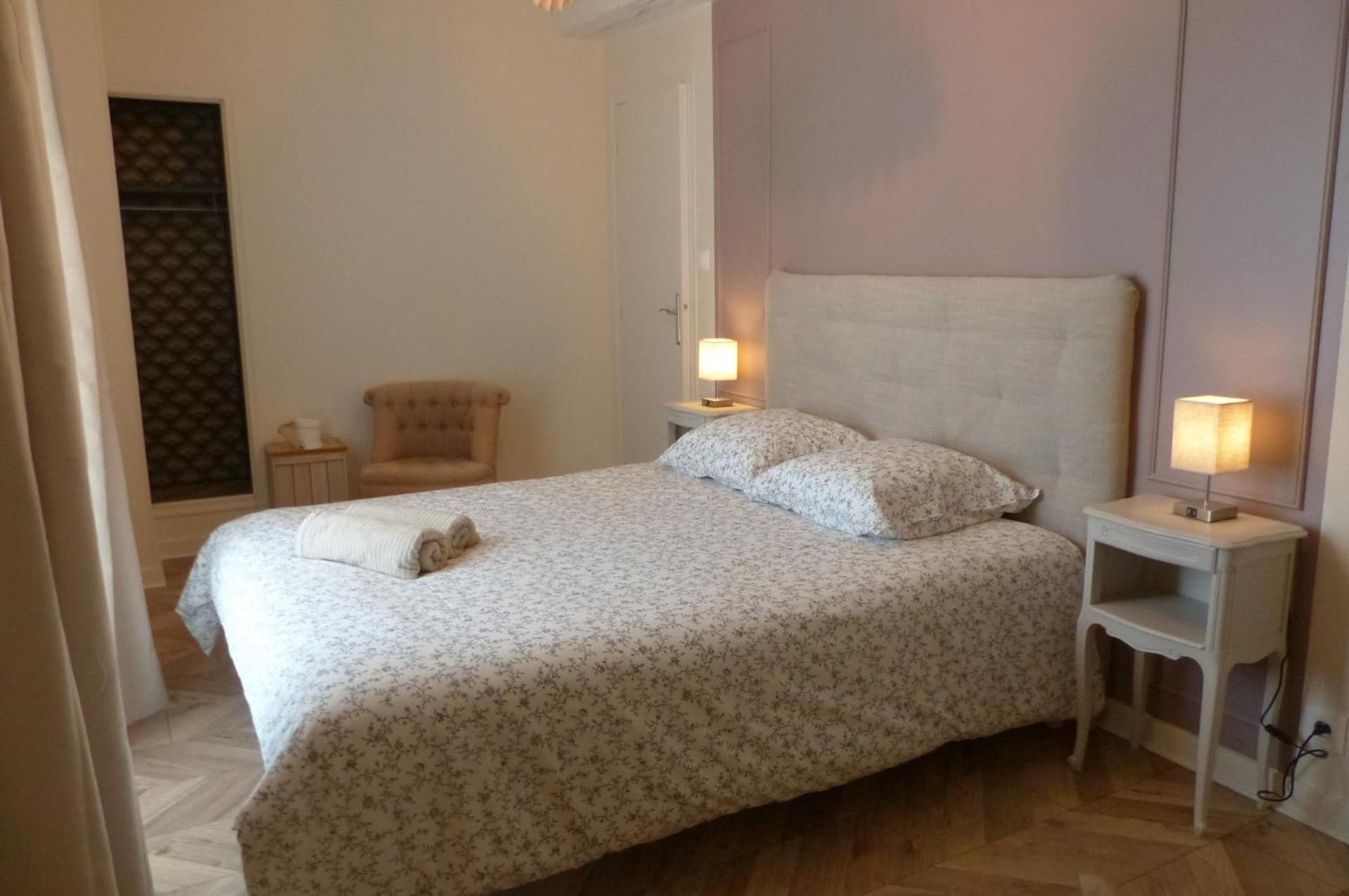 Deluxe Double Room with Shower