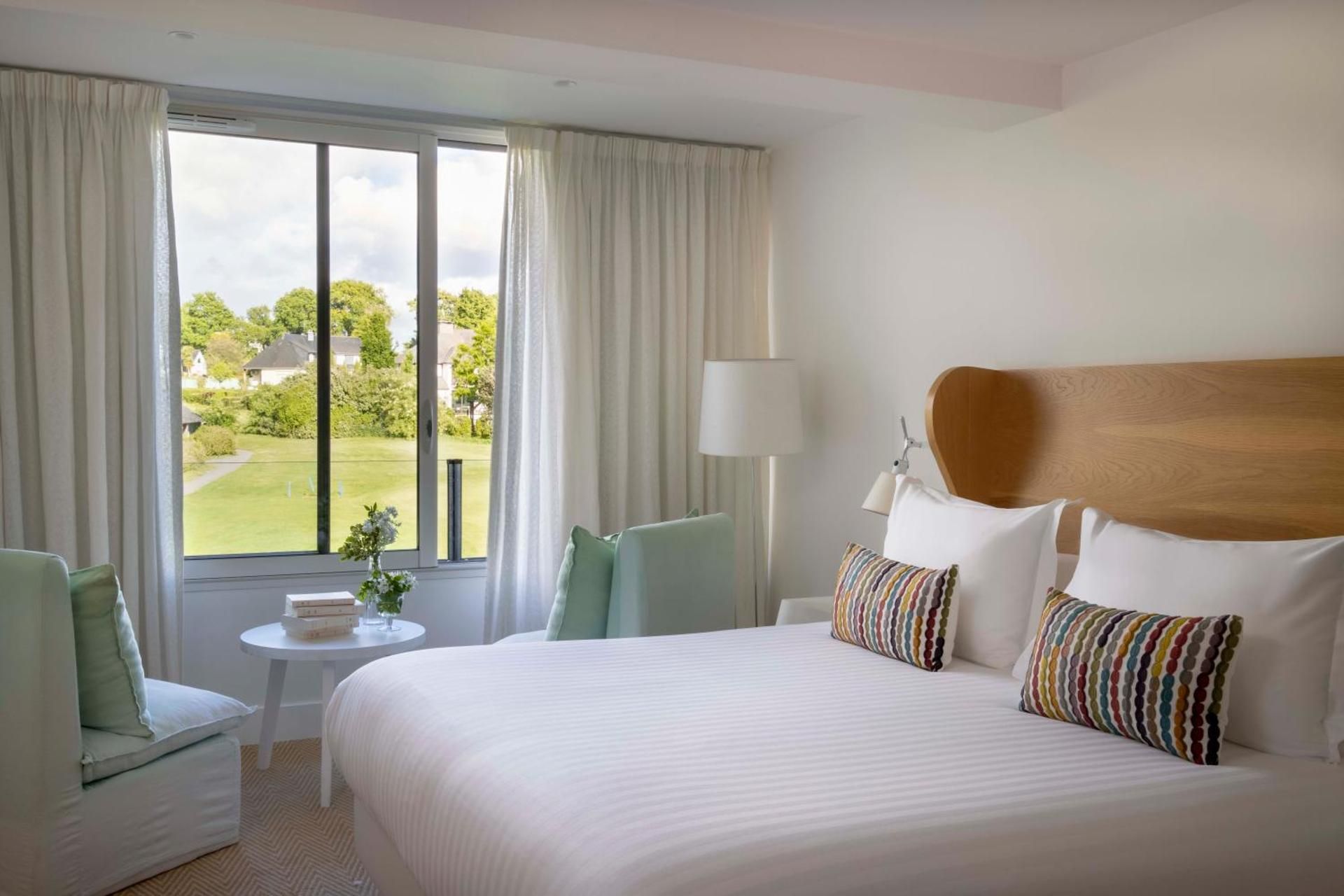 1 Queen Bed, Nonsmoking, Classic Room, Park View