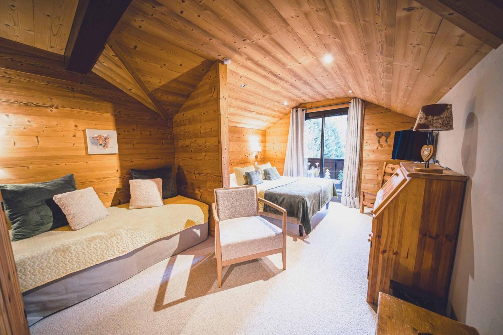 Triple Room with Bath