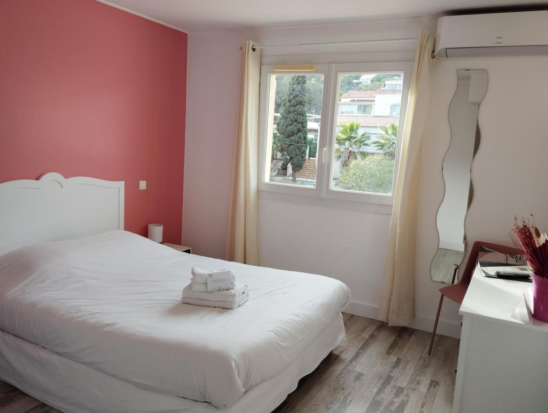 Standard Double Room Road Side
