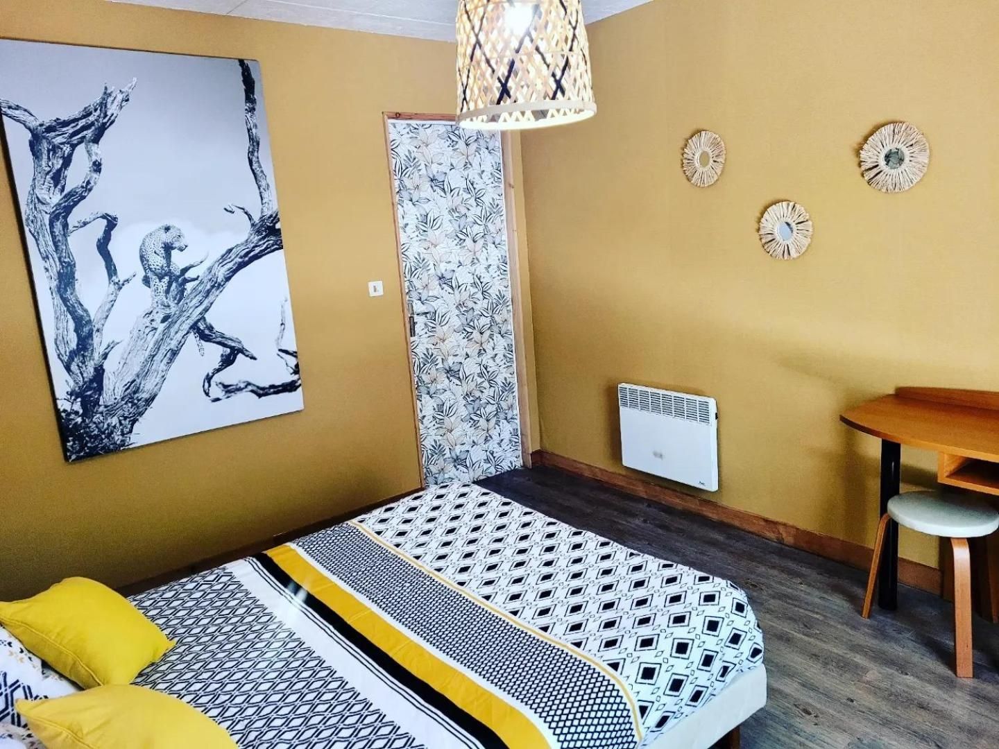 Double Room with Private Bathroom