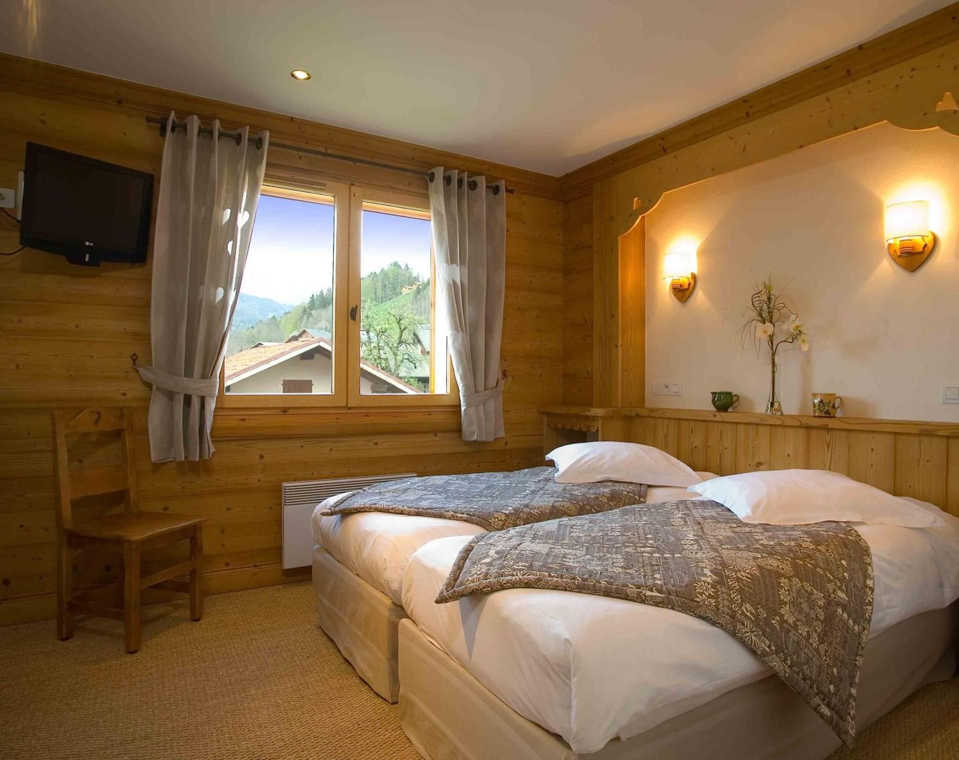 Double or Twin Room with Private Bathroom