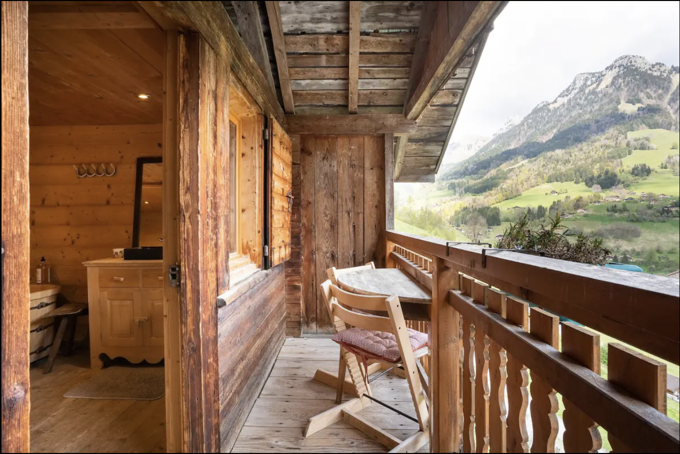 Au Petit Mazot-Cabane-Romantique-Vue sur Montagne-Salle de bain