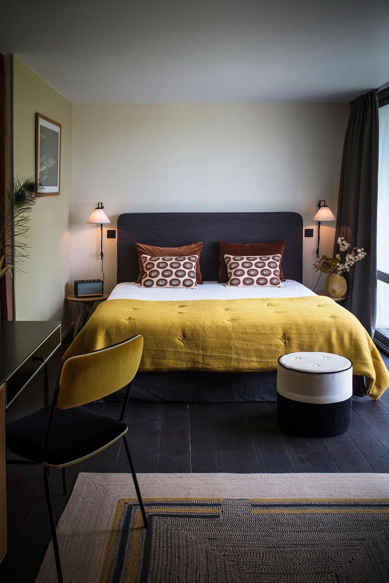 Large Double Room with balcony