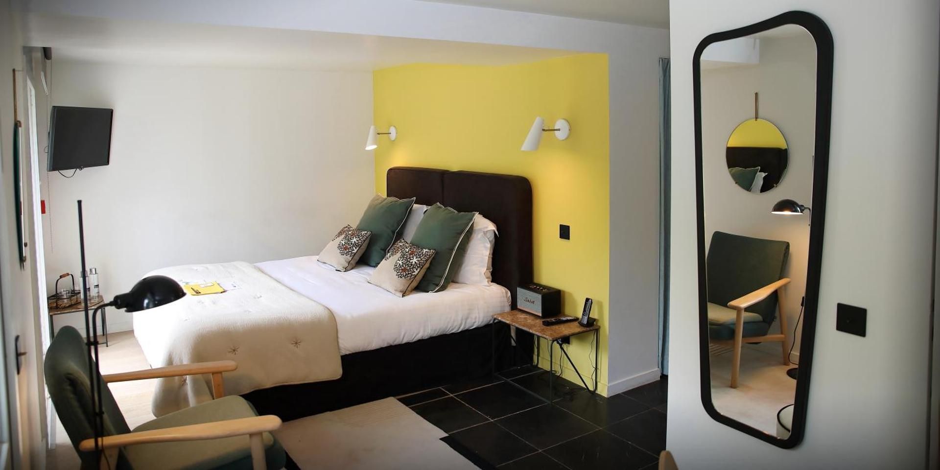 Double Room - Garden Level
