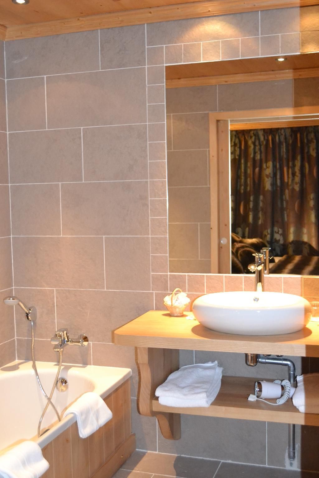 Luxury Suite
