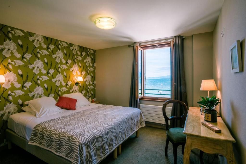 Double Room with Lake View