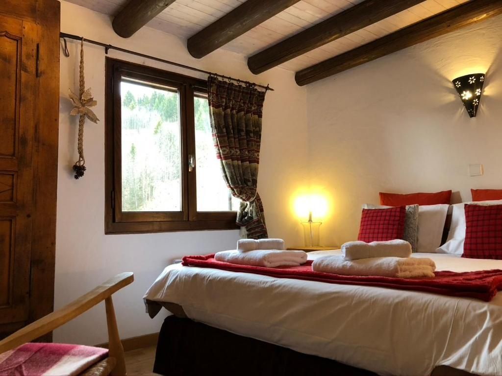 Deluxe Double or Twin Room with Mountain View