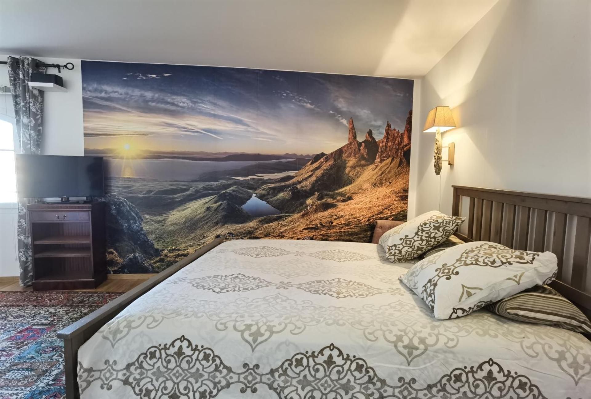 Queen Room with Garden View