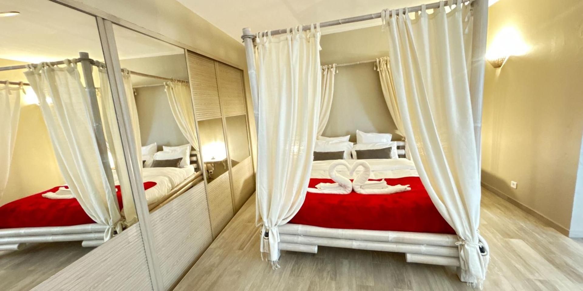 Deluxe Double Room with Bath