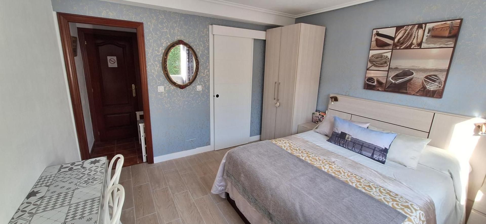 Double Room with Private Bathroom
