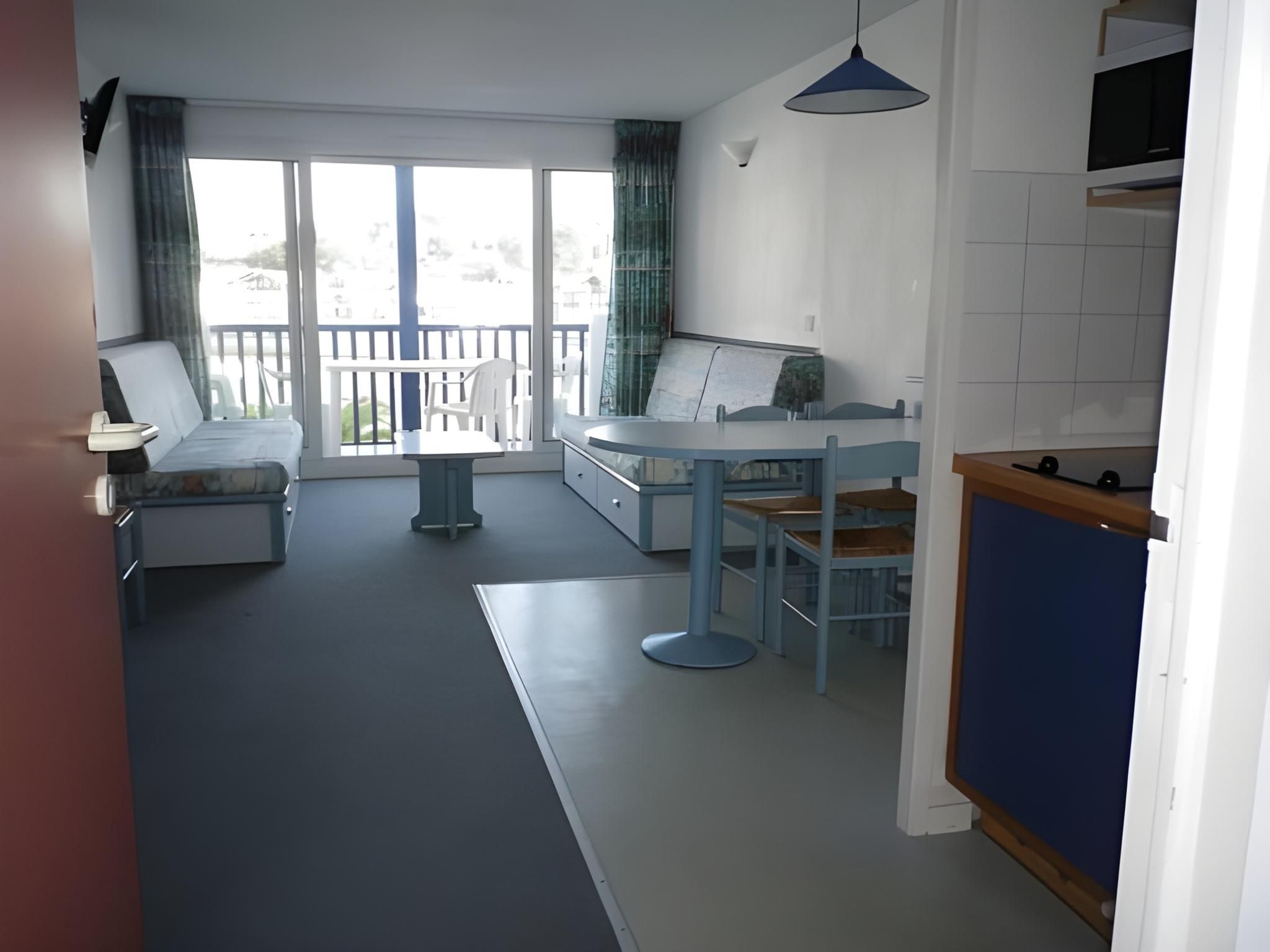One-Bedroom Apartment (6 Adults)
