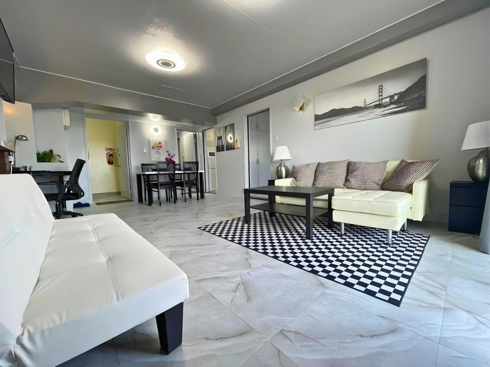 Family Two-Bedroom Apartment with View