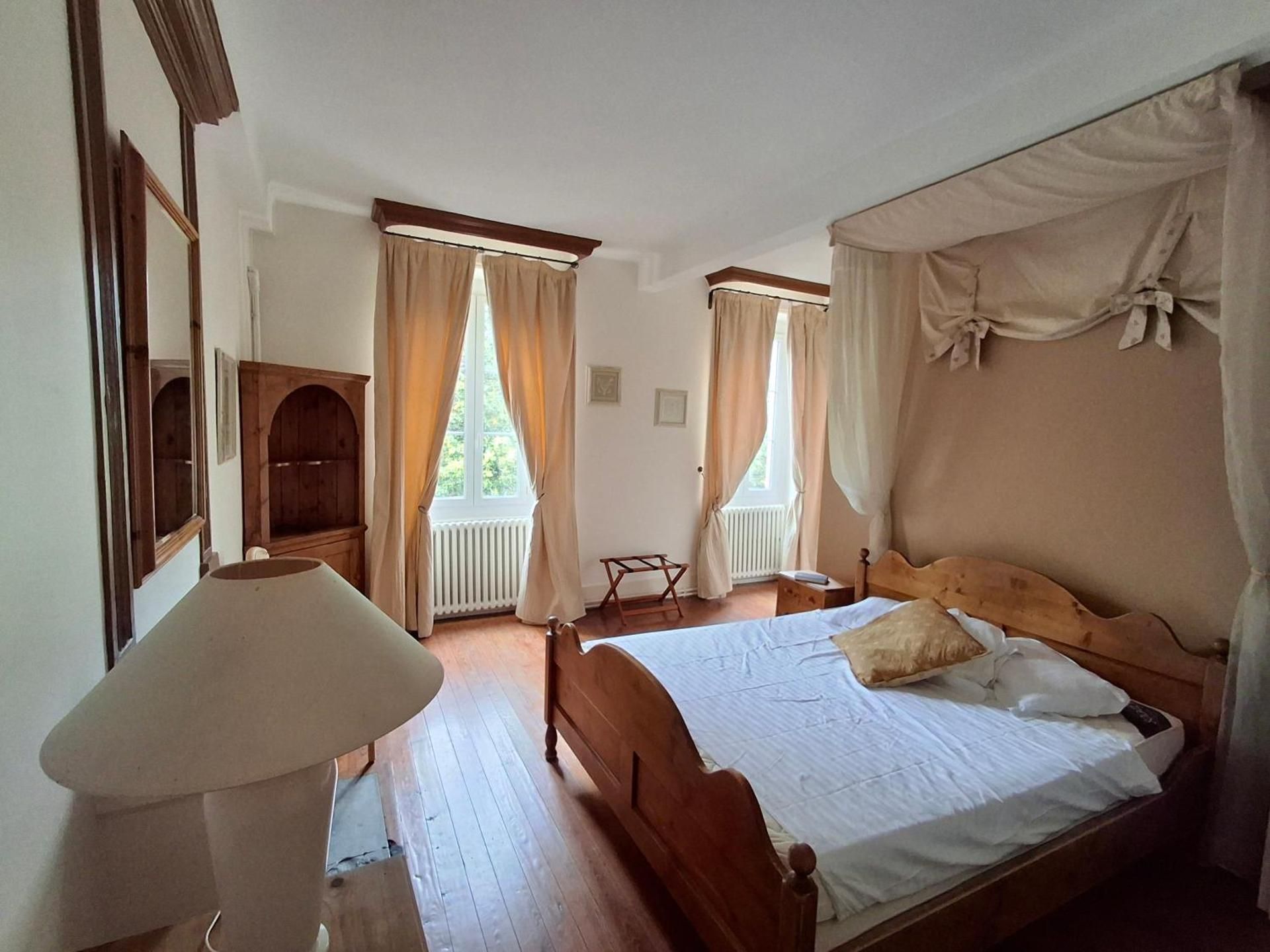 Triple Room with Pool View